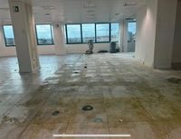Limpieza de suelo tecnico barcelona restos de pvc